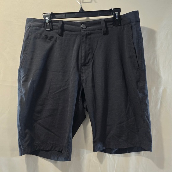 7 DIAMONDS PERFORMANCE Mens Shorts Size 33 Gray Performance Fabric Flat Front - Picture 1 of 12